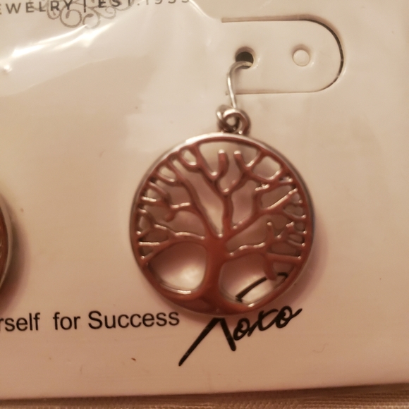 Park Lane Gwenyth Pierced Earrings Silver - Picture 4 of 6